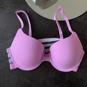 Lila VS Bra